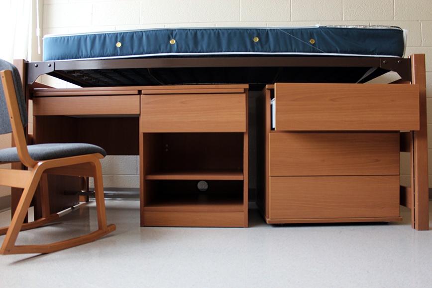 Dogwood Hall student bed and desk