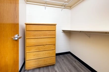 app-heights-closet.jpg