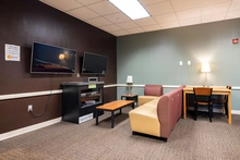 mountaineer-hall-multimedia-1.jpg